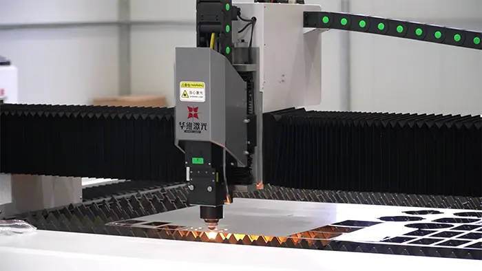 Equipamento de corte a laser Instruções de operação segura
